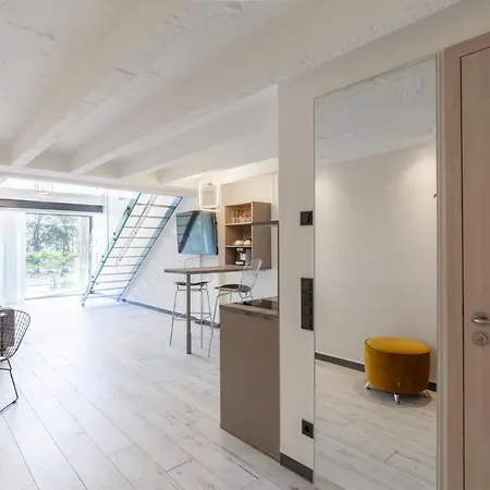 Avida Lofts * Binz